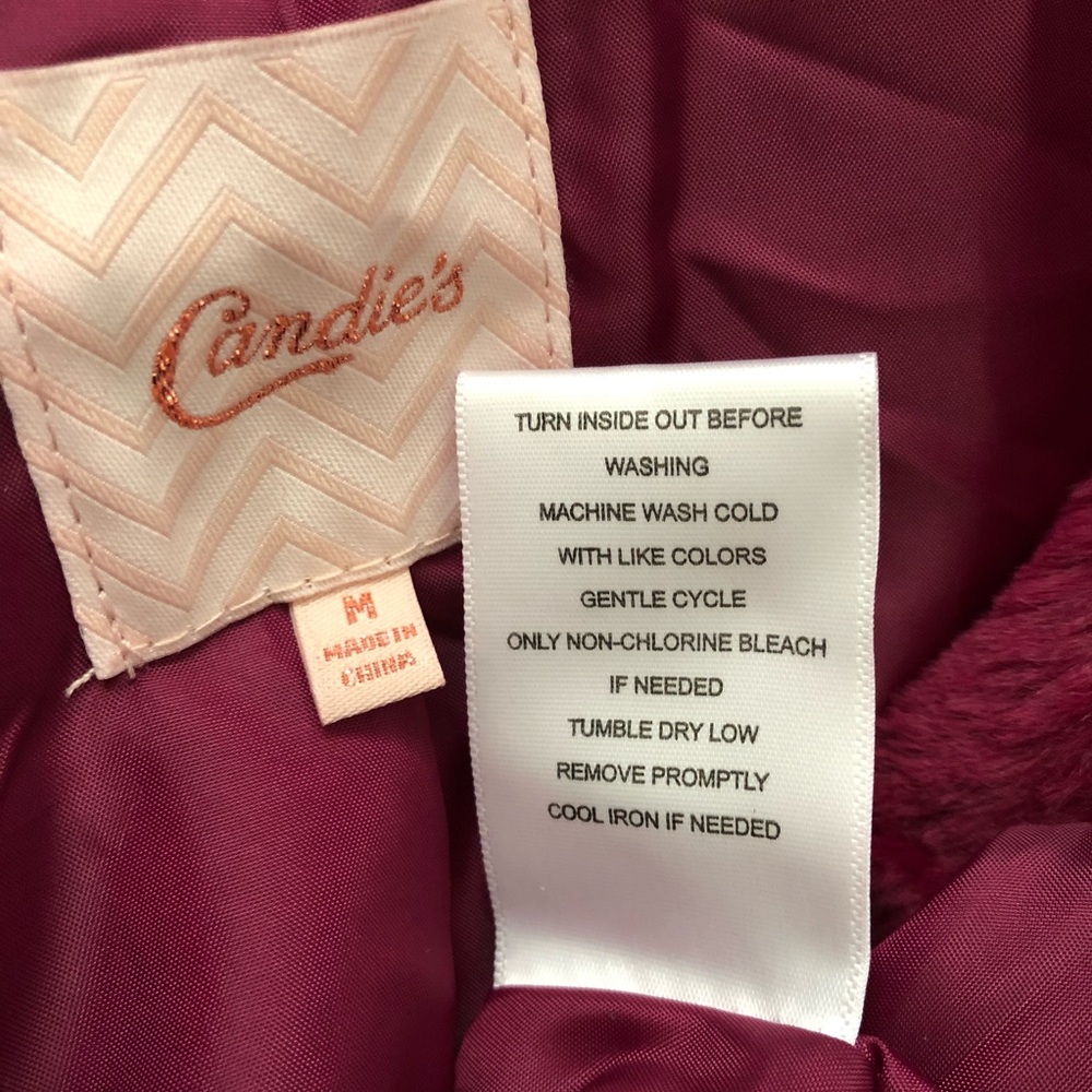 Candie’s Raspberry Faux Fur Cropped Jacket - Picture 8 of 8